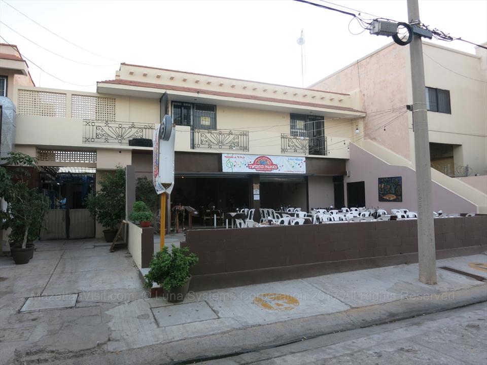 Twisted Mamas restaurant in Mazatlán, Sinaloa, Mexico