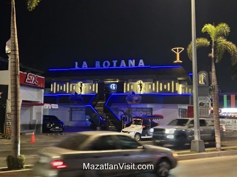 The black exterior facade and entrance lines of the central adult lounge layout in the Golden Zone
