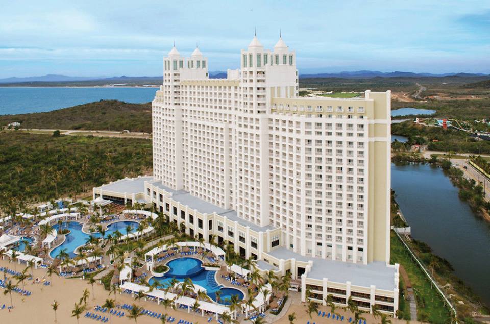 Hotel Riu Emerald Bay in Mazatlán, Sinaloa, Mexico