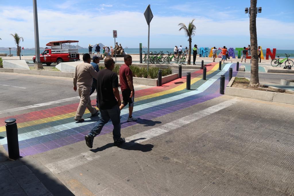 Gay rainbow crosswalk across the Avendida del Mar on the  Malecon in Mazatlán, Sinaloa, Mexico