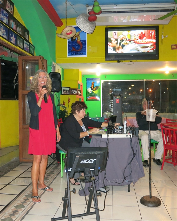 Karaoke at Gringo Lingo in Mazatlán, Sinaloa, Mexico